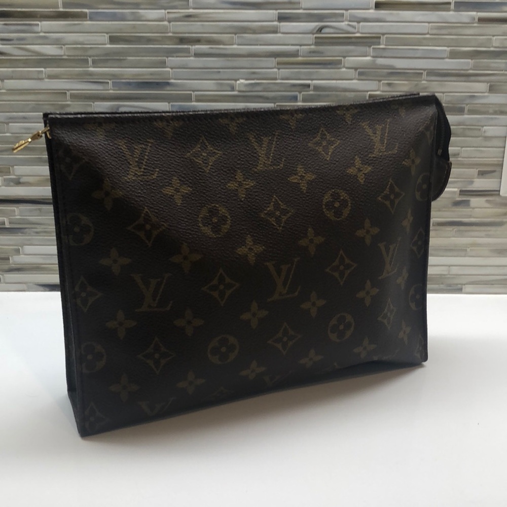 Louis Vuitton Toiletry Pouch 26